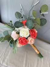 Load image into Gallery viewer, Traditional Bouquet
