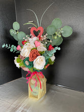 Load image into Gallery viewer, 1924 Roberto Tequila Bottle Bouquet
